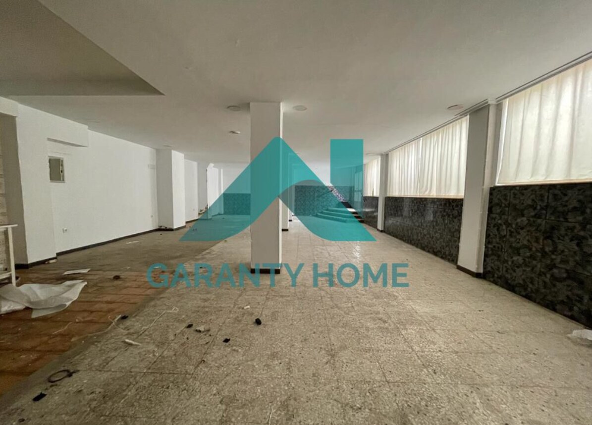 Retail in Cáceres, Cáceres for lease Interior Photo- Image 1 of 6