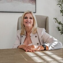Rhonda Fry