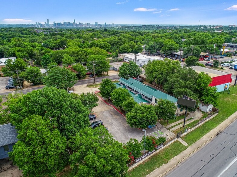 1707 Fortview Rd, Austin, TX for sale - Building Photo - Image 2 of 8