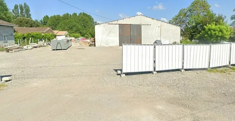 Flex in Ambarès-et-Lagrave for sale Building Photo- Image 1 of 3