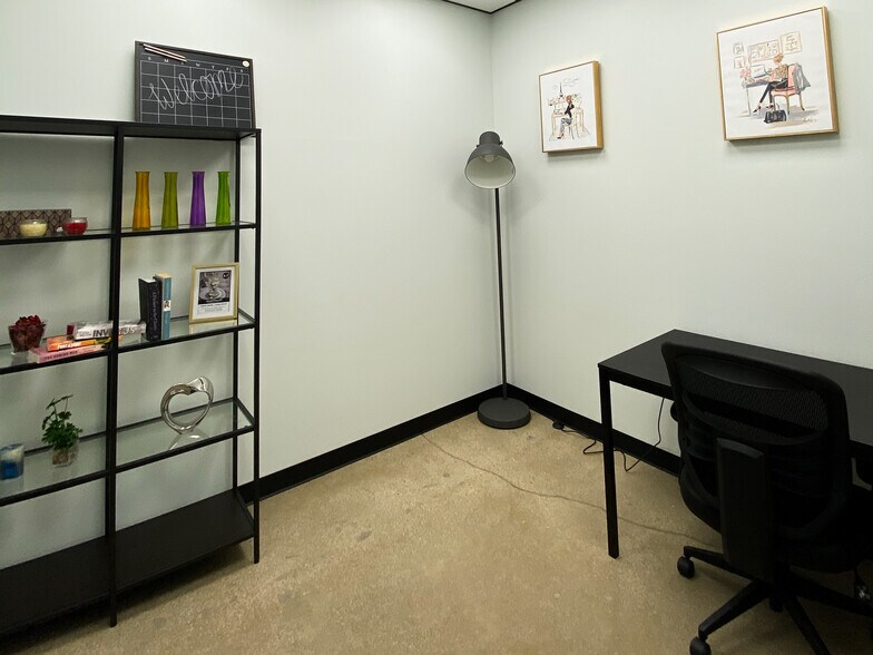 7358-7360 N Lincoln Ave, Lincolnwood, IL à louer - Photo intérieure - Image 3 de 25