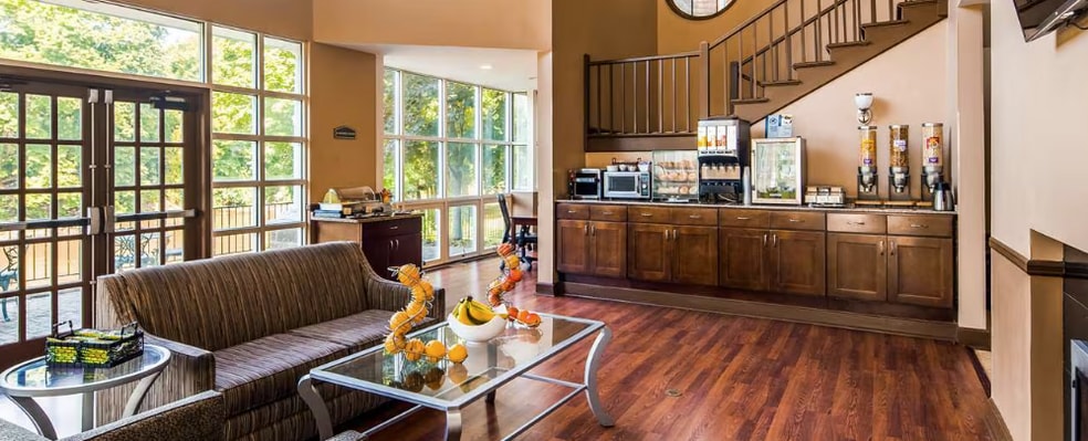 50 Red Oaks Mill Rd, Poughkeepsie, NY for sale - Building Photo - Image 2 of 10