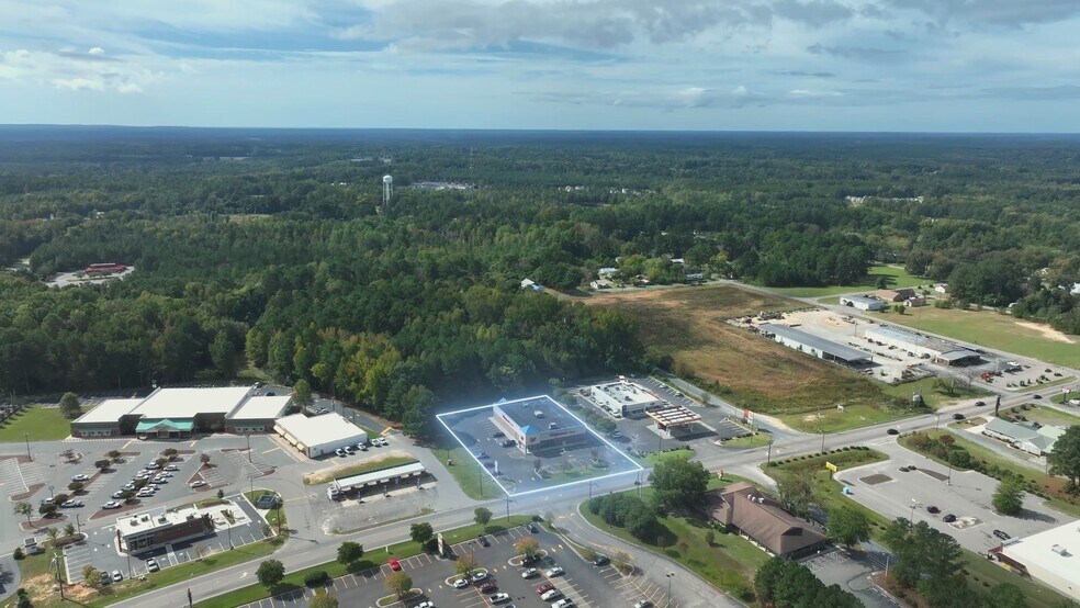 1006 Monroe St, Carthage, NC à vendre - Vidéo sur l’inscription commerciale - Image 2 de 6