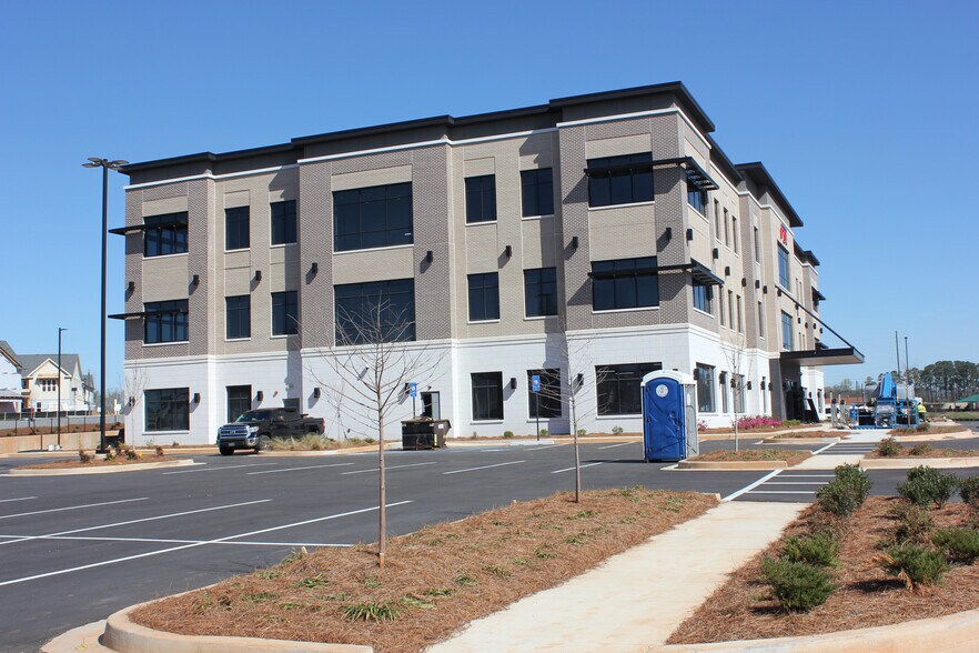 4401 Gabriel blvd, Holly Springs, GA à louer - Photo du bâtiment - Image 3 de 5