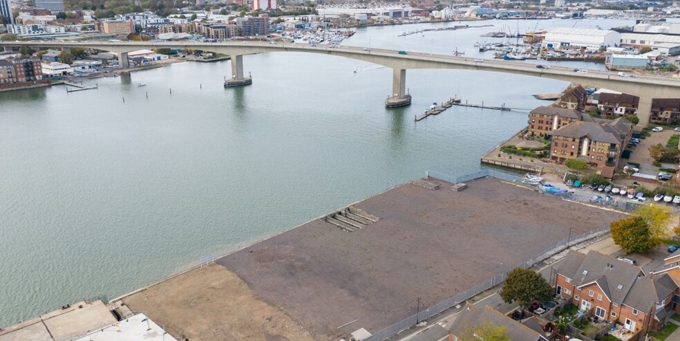 Centenary Quay, Southampton for sale - Primary Photo - Image 1 of 1