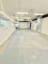 15041 Bothell Way NE, Lake Forest Park, WA for lease Interior Photo- Image 2 of 3