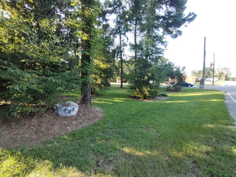 406 Courtland Dr, Sanford, NC à vendre - Autre - Image 2 de 18