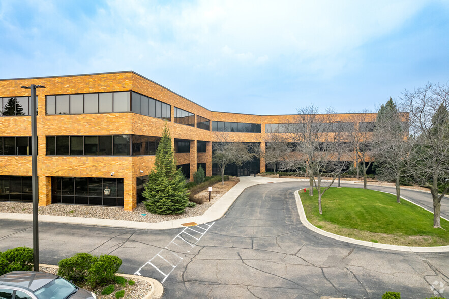 1380 Corporate Ctr, Eagan, MN à vendre - Photo principale - Image 1 de 1