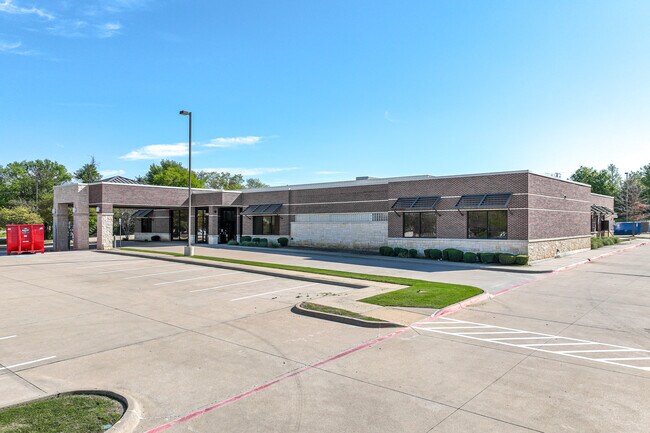 More details for 1924 Forest Ridge Dr, Bedford, TX - Office/Medical for Lease