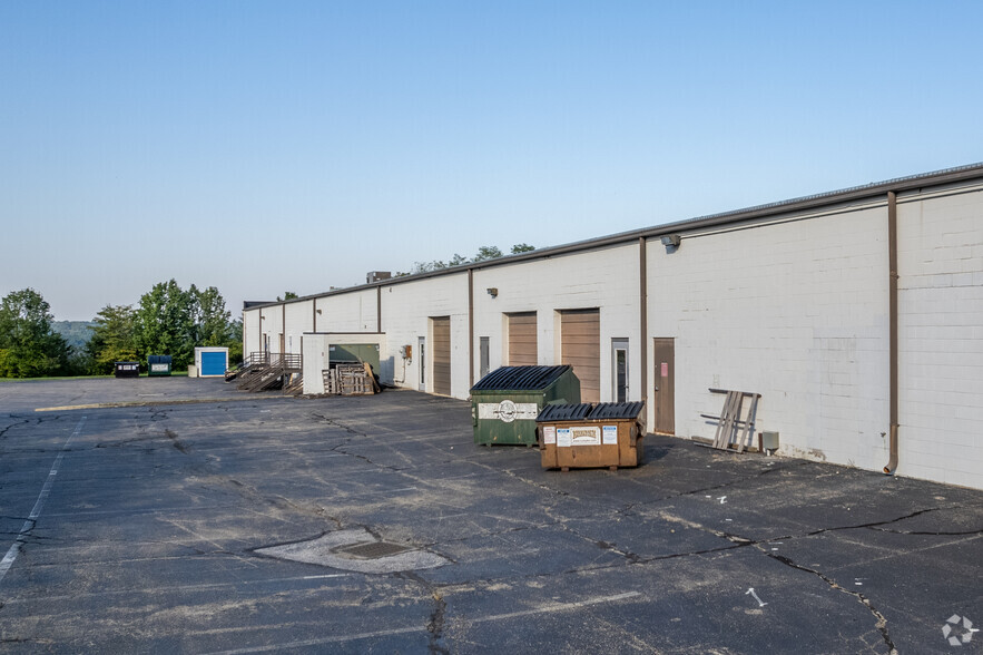 502 Techne Center Dr, Milford, OH for lease - Building Photo - Image 3 of 3