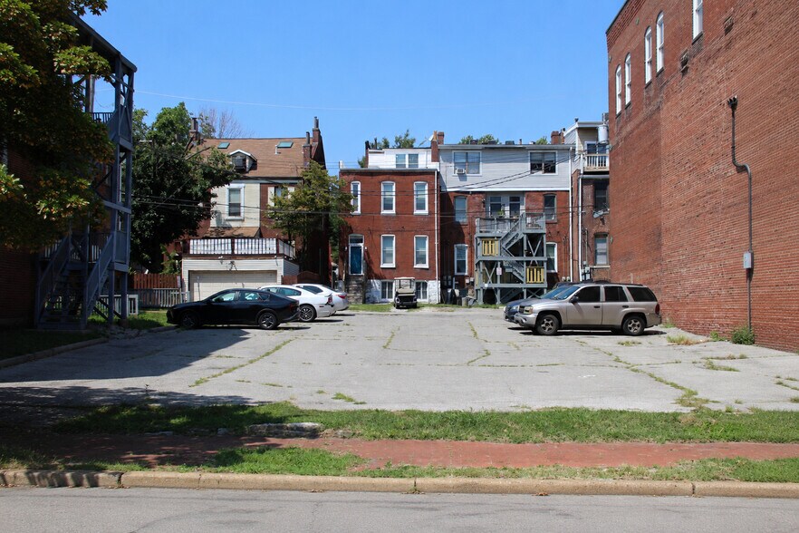 1719 11th St, Saint Louis, MO à vendre - Photo du bâtiment - Image 1 de 4