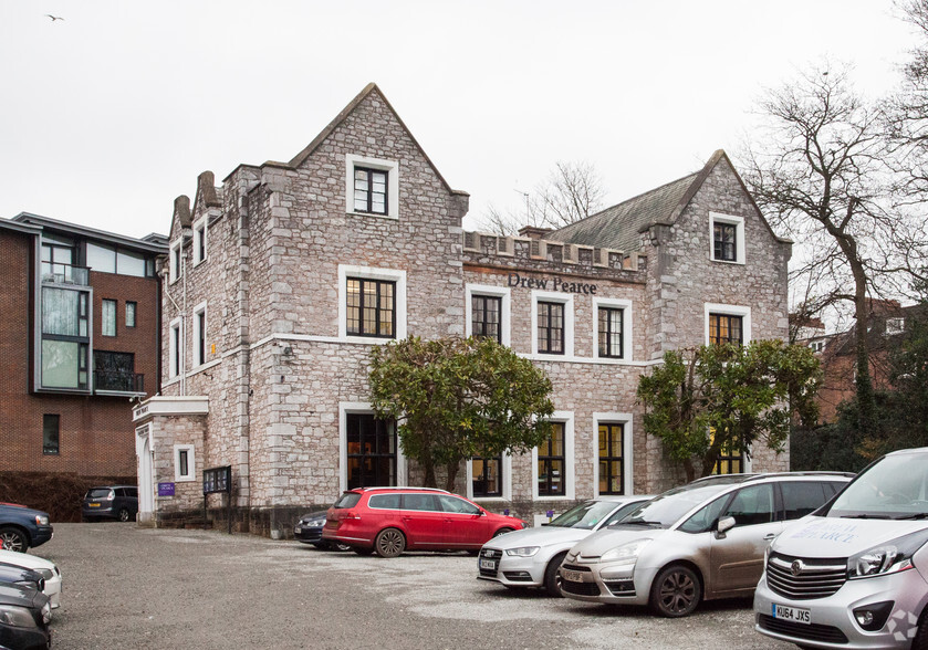 14 Cathedral, Exeter à louer - Photo principale - Image 1 de 4