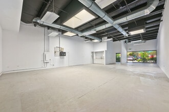 902-926 Colorado Ave, Santa Monica, CA for lease Building Photo- Image 2 of 4