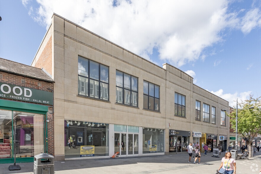 55-61 Regent St, Swindon à louer - Photo du bâtiment - Image 3 de 3
