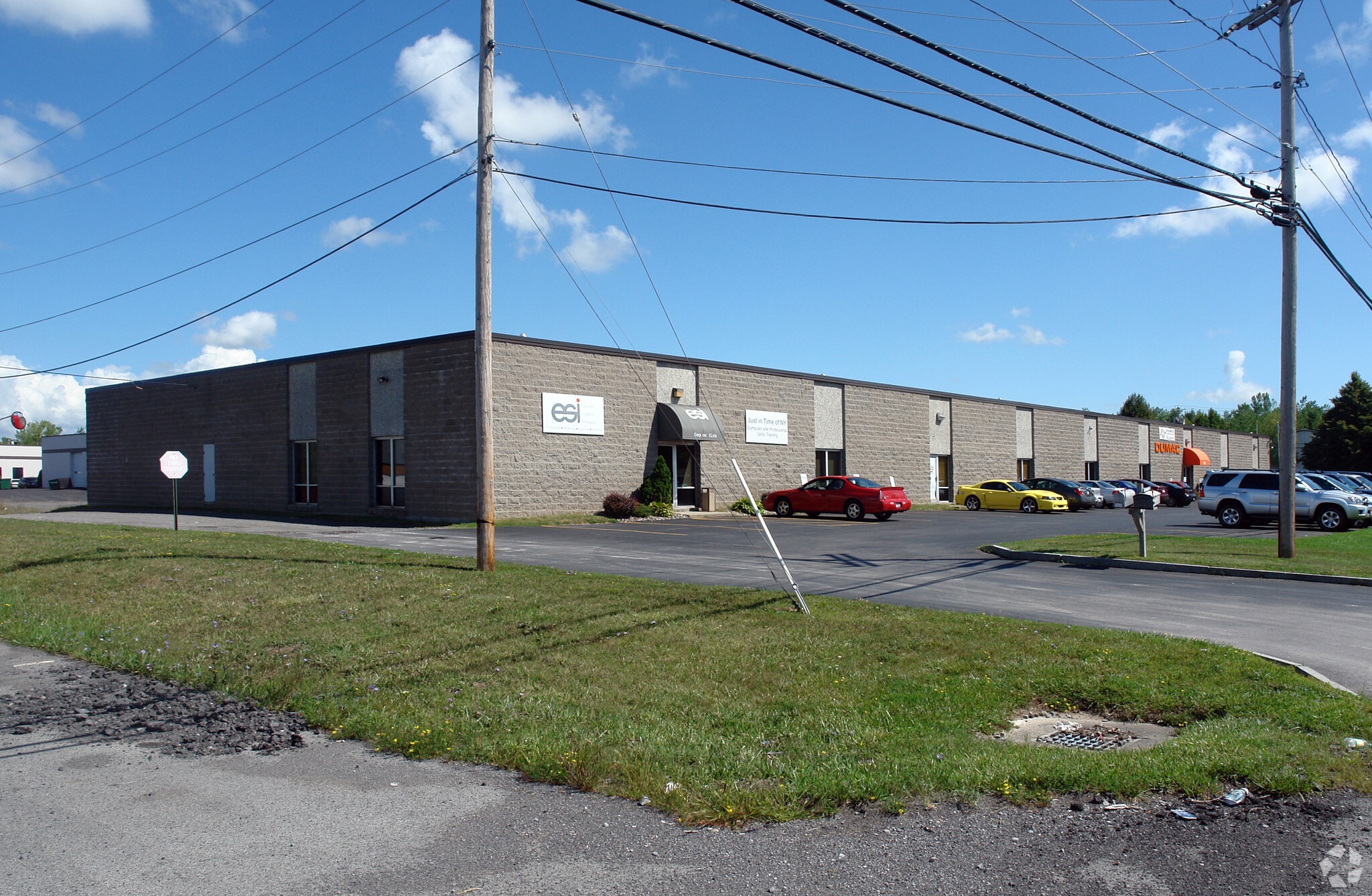 19 Corporate Cir, East Syracuse, NY for lease Primary Photo- Image 1 of 5