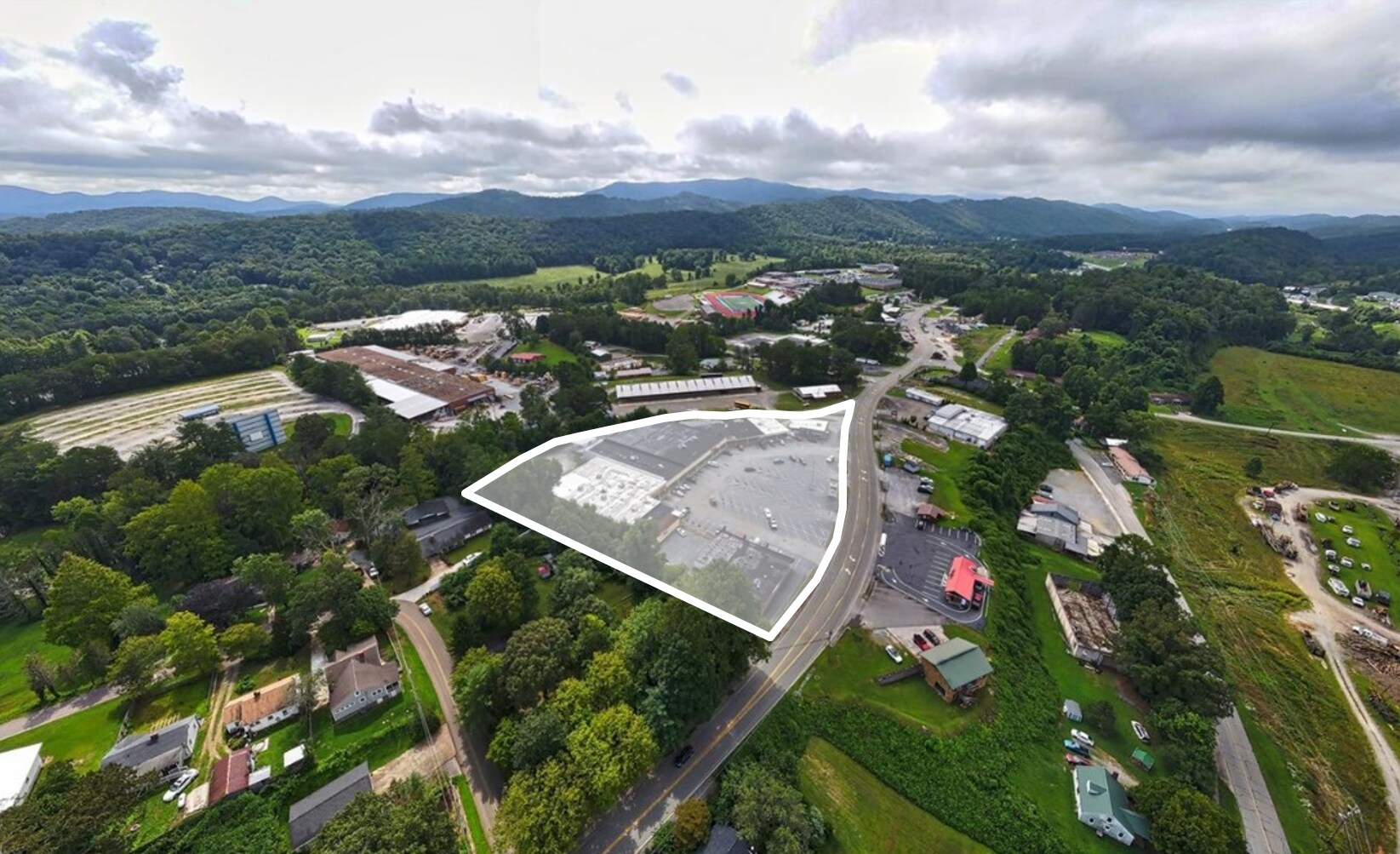 2672 E First St, Blue Ridge, GA for sale Building Photo- Image 1 of 1