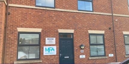 Gander Ln, Barlborough à louer Photo du bâtiment- Image 1 de 4