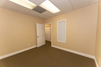 1832 Woodmoor Dr, Monument, CO for lease Interior Photo- Image 2 of 3