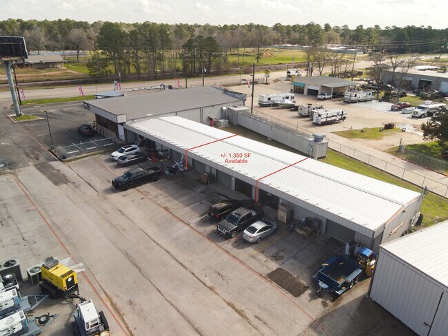 Plus de détails pour 35423 SH 249, Suite E2, Pinehurst, TX - Industriel à louer