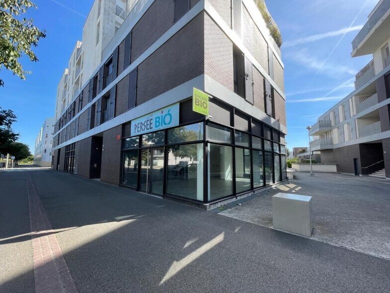 20 Avenue D'Andromede, Blagnac à louer - Photo du bâtiment - Image 3 de 7