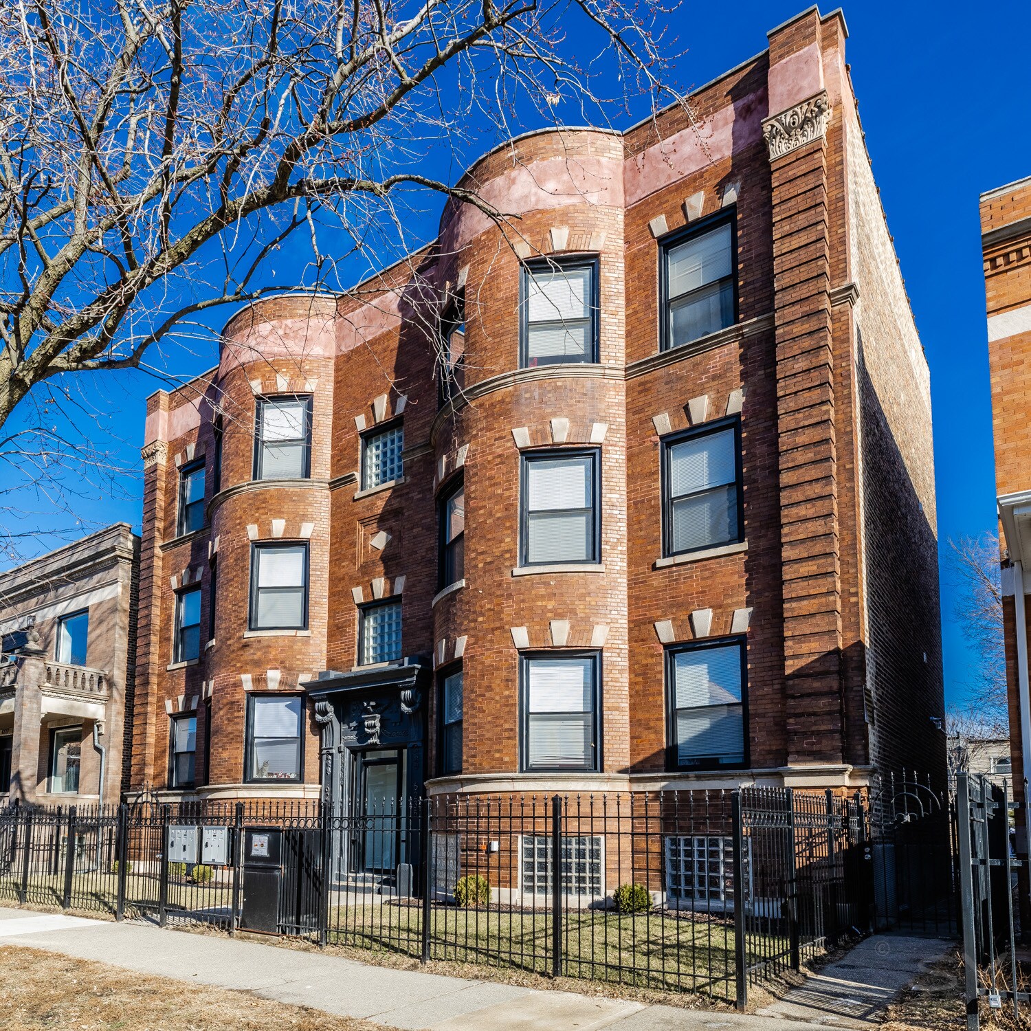 6233 S Langley Ave, Chicago, IL à vendre Photo principale- Image 1 de 3