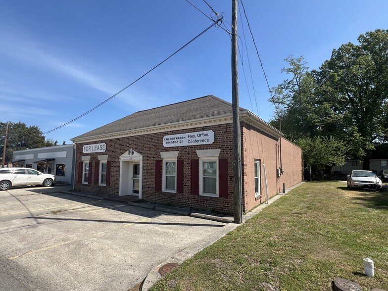628 Charlotte St, Tappahannock, VA à louer - Photo du bâtiment - Image 2 de 2