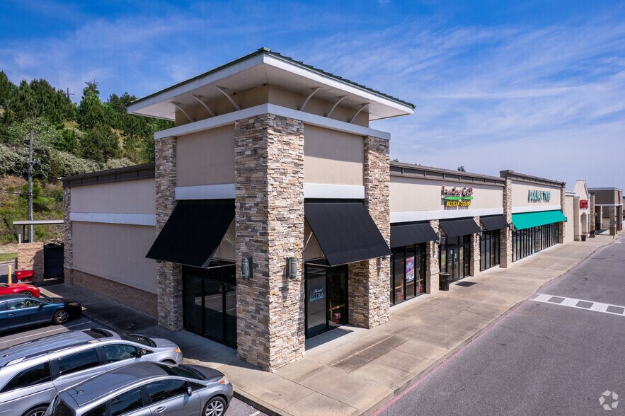 5623-5651 Grove Blvd, Hoover, AL for sale - Primary Photo - Image 1 of 1