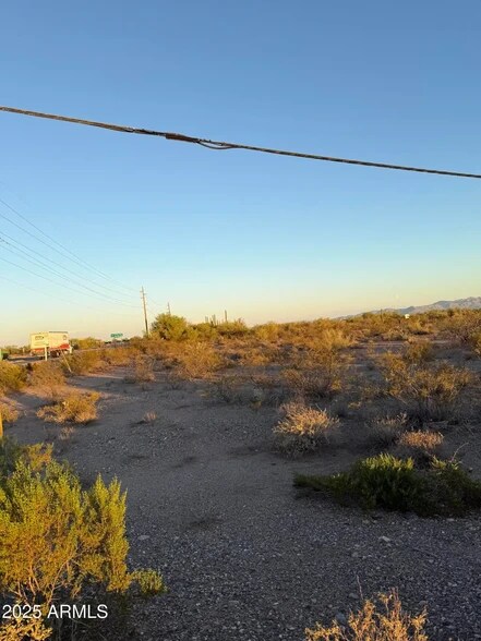 410XX NW Grand Ave, Morristown, AZ à vendre - Photo du bâtiment - Image 3 de 5