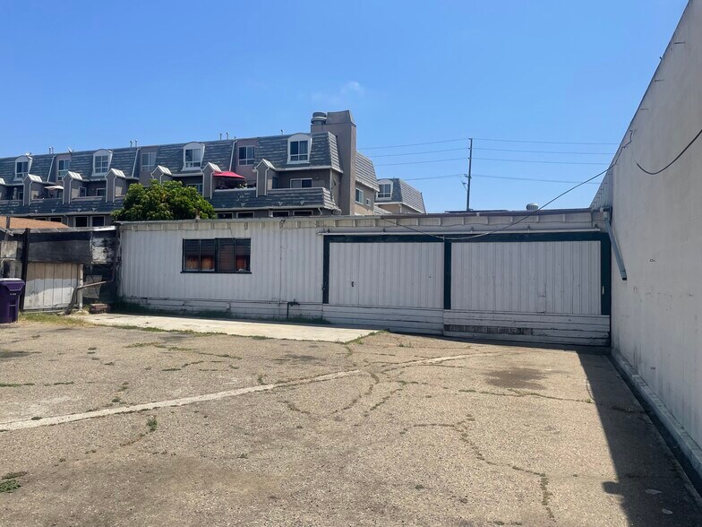 1360 Newport Ave, Long Beach, CA à vendre - Photo du bâtiment - Image 2 de 8