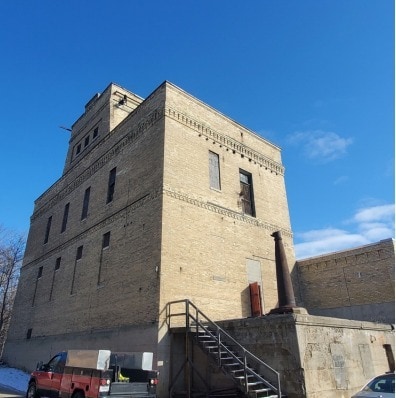 245 S Concord Ave, Watertown, WI for sale - Primary Photo - Image 1 of 7