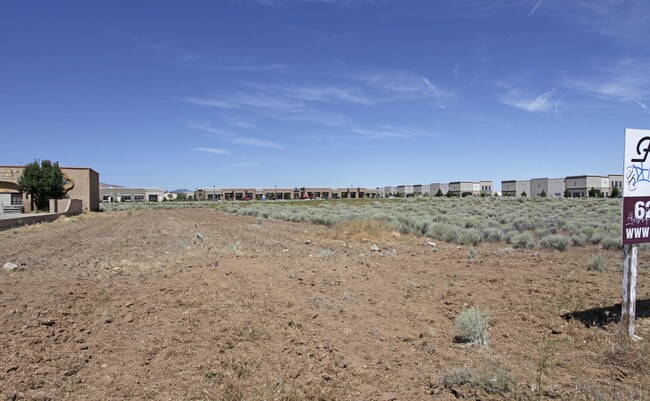 Plus de détails pour Ave Q & 5th St W, Palmdale, CA - Terrain à vendre