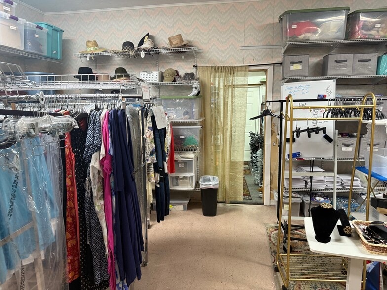 140 N Woodland Blvd, Deland, FL for sale - Interior Photo - Image 3 of 5