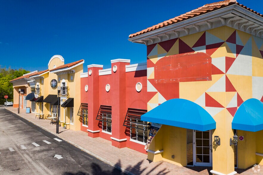 11959-1197 Sheldon Rd, Tampa, FL à louer - Photo du bâtiment - Image 1 de 49