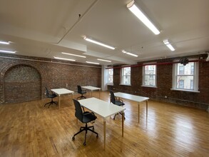 132-138 Mulberry St, New York, NY for lease Interior Photo- Image 2 of 6