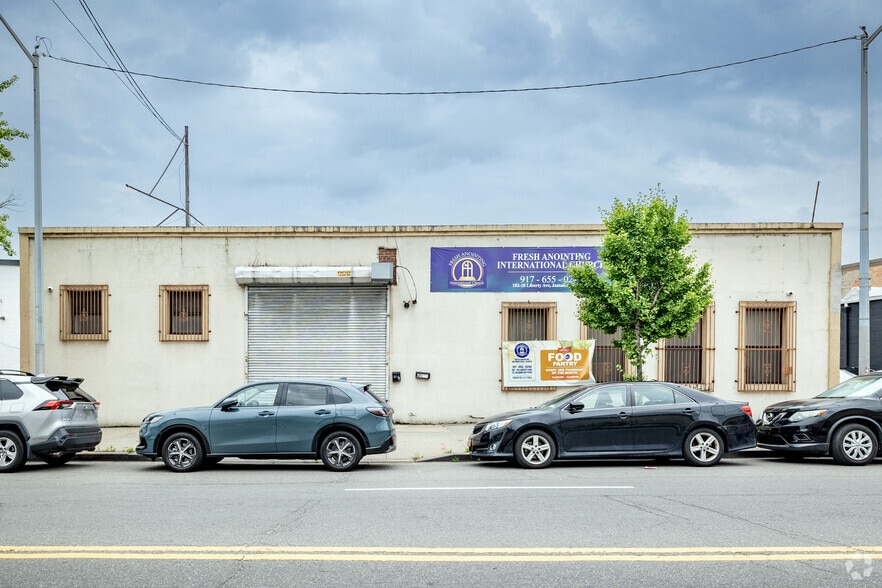 182-04-10 Liberty Ave, Jamaica, NY for lease - Building Photo - Image 3 of 5