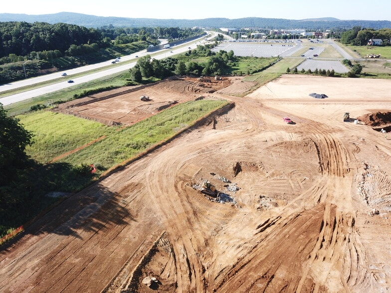 Route 33, Easton, PA à louer - Photo du bâtiment - Image 3 de 5