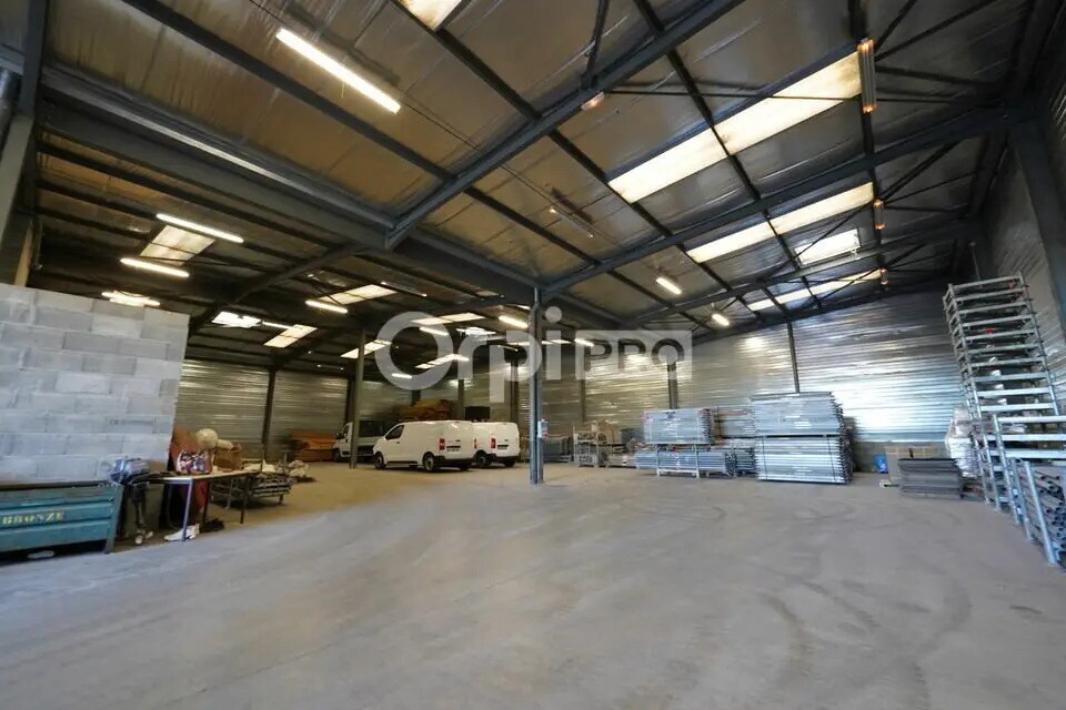 Flex in Charvieu-Chavagneux for sale Building Photo- Image 1 of 13