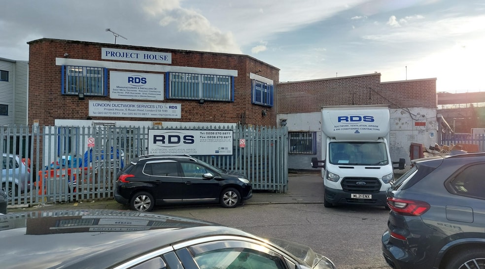 6 Raven Rd, London for lease - Building Photo - Image 3 of 7