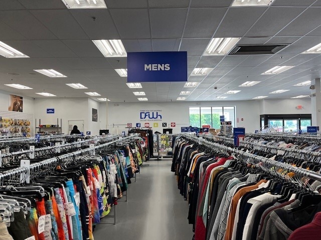 7900 Plaza Blvd, Mentor, OH à louer - Photo intérieure - Image 2 de 8