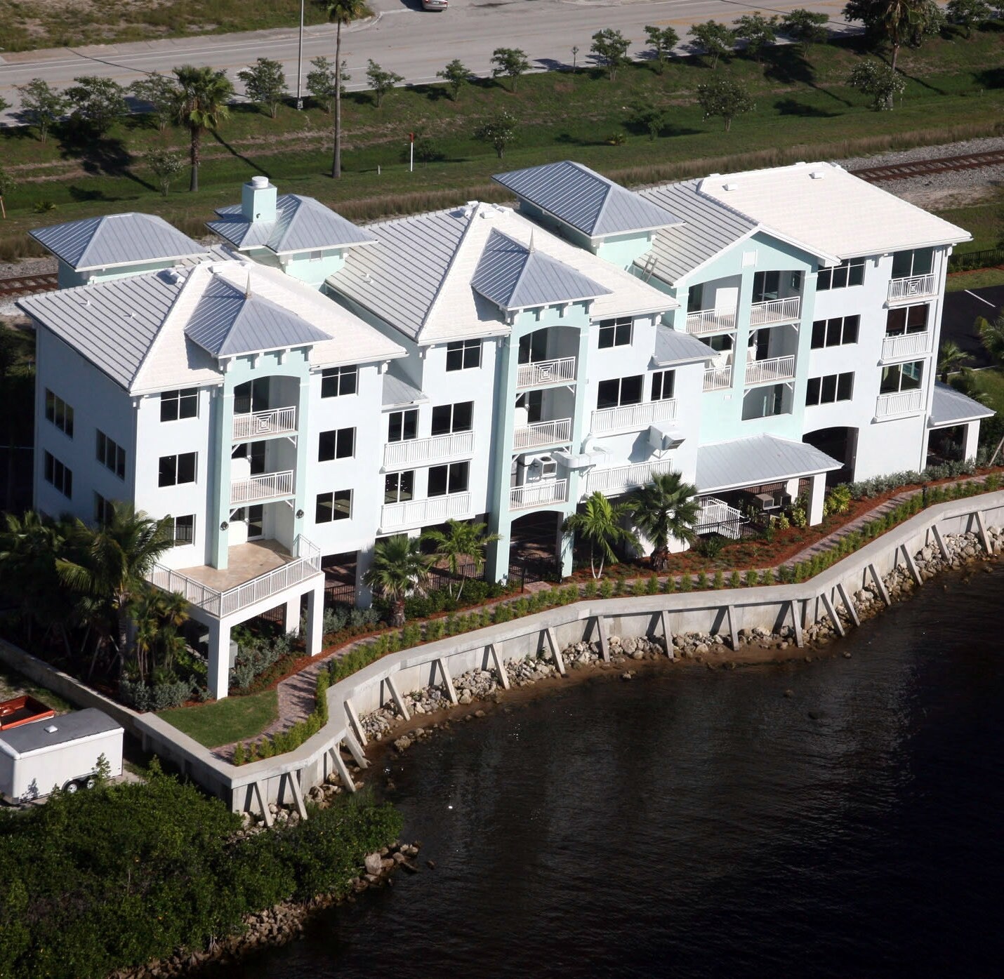 415 NW Flagler Ave, Stuart, FL à louer Photo principale- Image 1 de 42