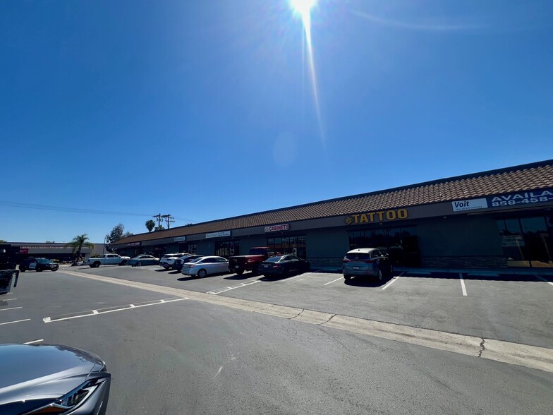 935 W Mission Ave, Escondido, CA for lease - Building Photo - Image 3 of 7