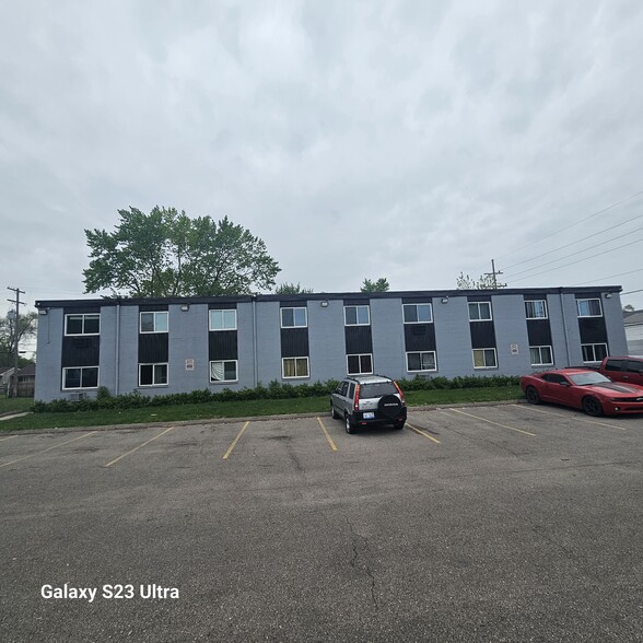 1480 Parkwood Ave, Ypsilanti, MI for sale - Building Photo - Image 3 of 14