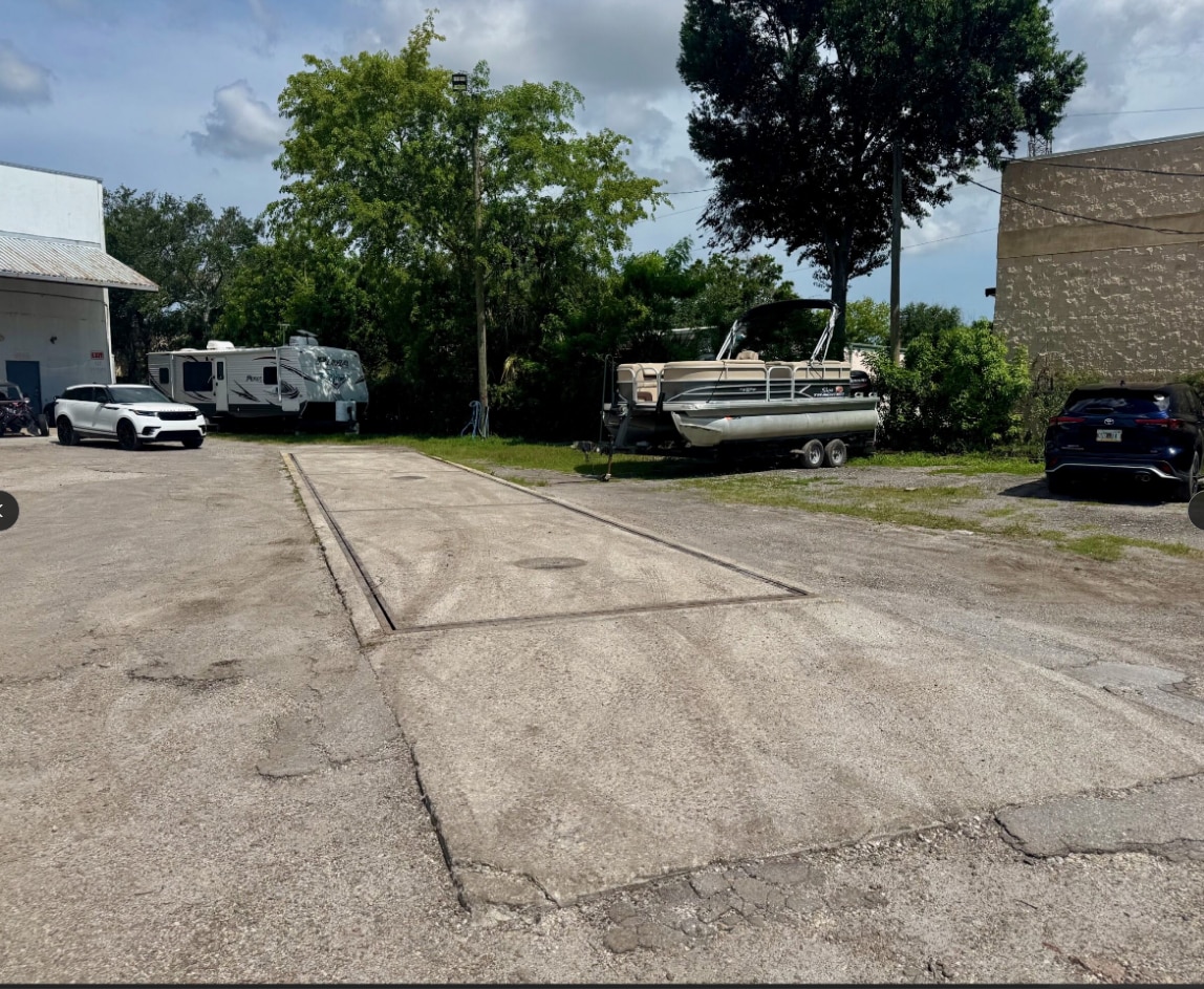 13755 U.S. Highway 19 N, Clearwater, FL à louer Photo du bâtiment- Image 1 de 13