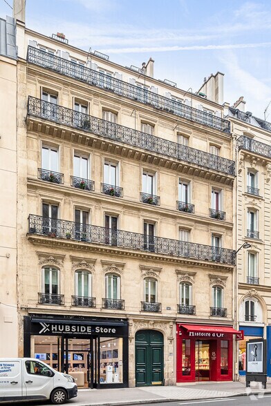 141 A Rue De Rennes, Paris à vendre - Photo du bâtiment - Image 3 de 3