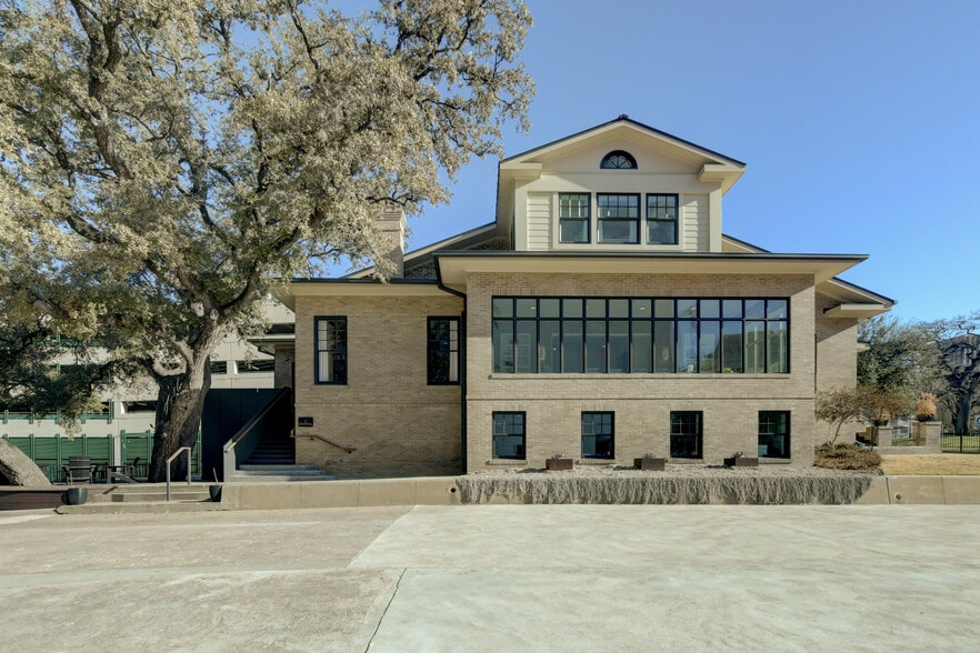 904 San Antonio St, Austin, TX à louer - Photo du bâtiment - Image 1 de 80