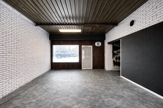 2924 Old Hwy 69 N, Val Caron, ON for lease Interior Photo- Image 2 of 8