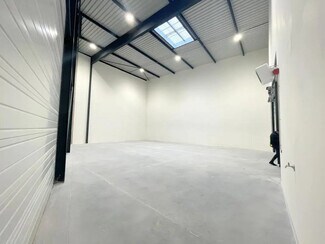 More details for 23 Rue Des Beaux Soleils, Osny - Office, Flex for Lease