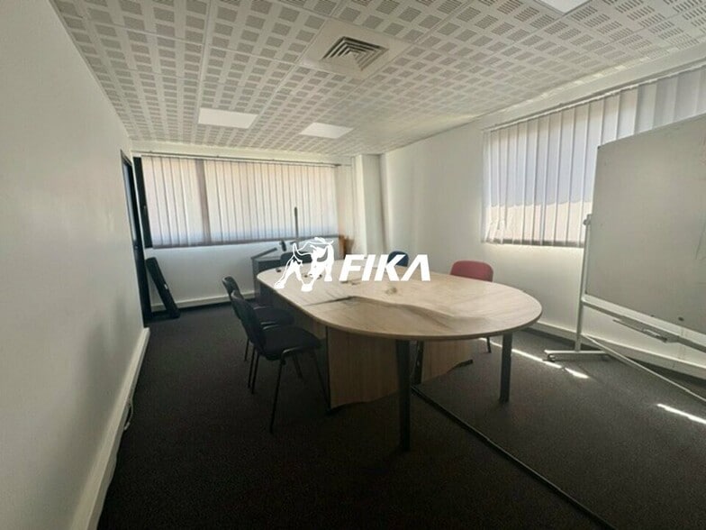 3 Rue Paul Rocaché, Toulouse for lease - Interior Photo - Image 3 of 6