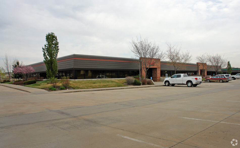 2500 Trade Centre Ave, Longmont, CO à louer - Photo principale - Image 1 de 4