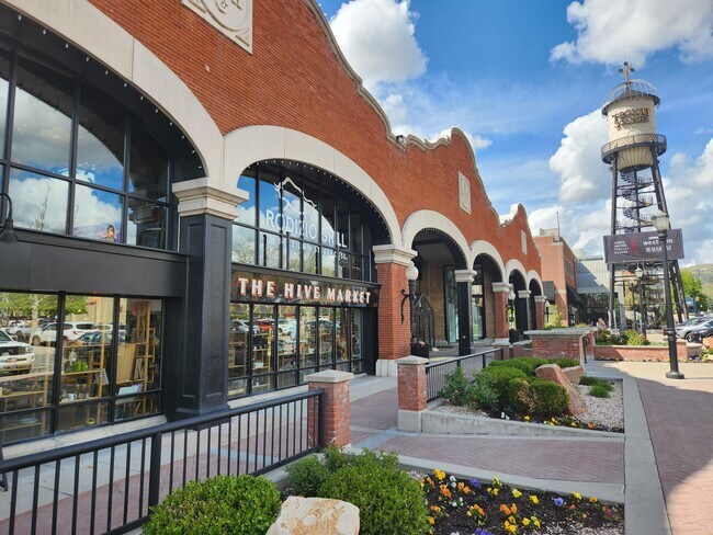 Plus de détails pour 600 S 700 E, Salt Lake City, UT - Commerce de détail à louer